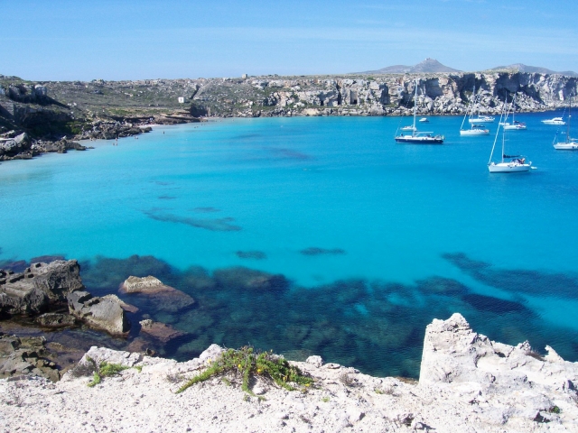  Fondeados en Cala Rossa 
